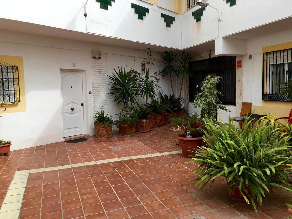 Apartamentos Carmen Teresa Торремолинос Экстерьер фото