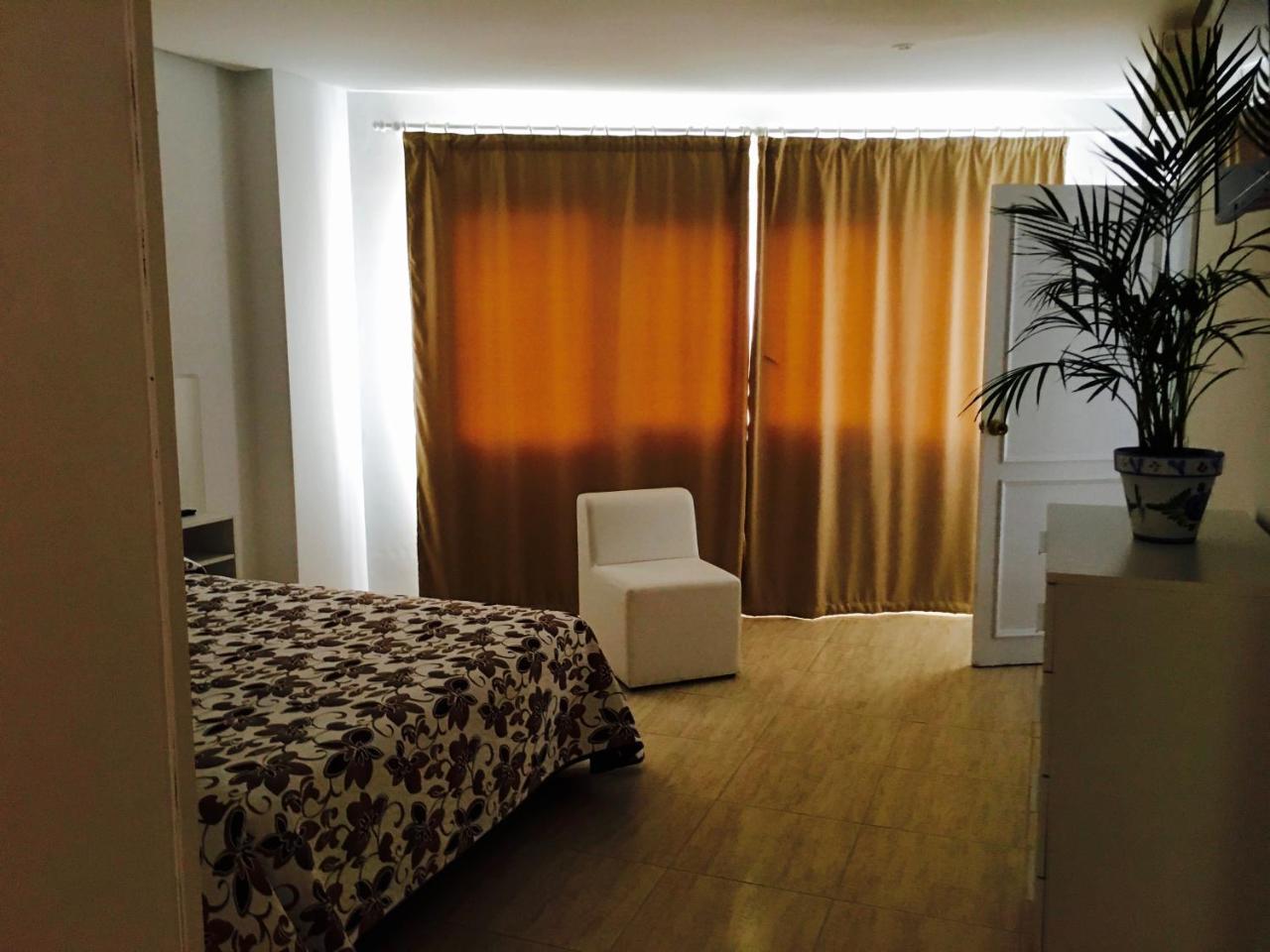 Apartamentos Carmen Teresa Торремолинос Экстерьер фото